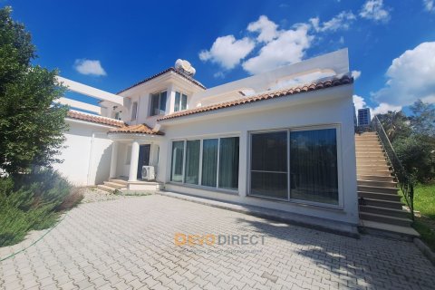 4+1 Villa i Ozankoy, Girne, Nr. 225697 - 9