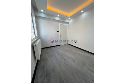 Продажа квартиры в Фатихе, Стамбуле, Турция 1+1, 75м2, №228314 – фото 2