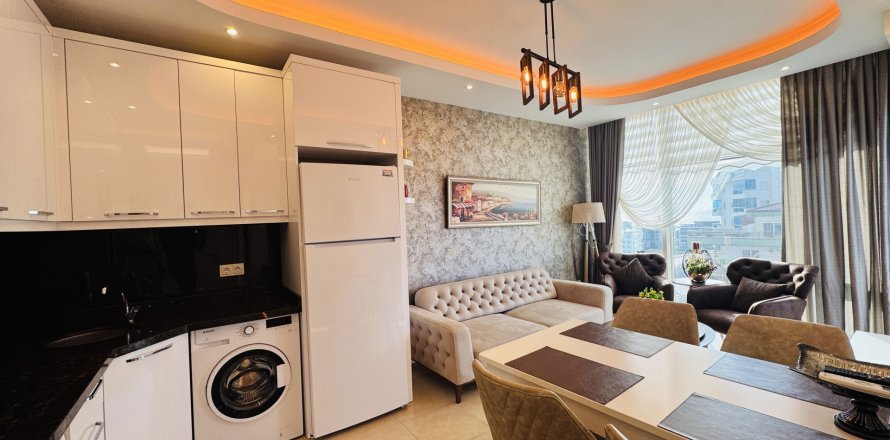 1+1 Lägenhet  i Mahmutlar, Antalya, Turkiet Nr. 217474