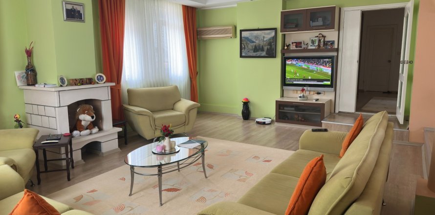 Apartment in Antalya, Turkey No. 211217