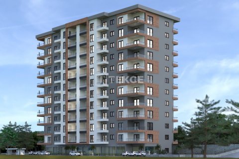 4+1 Apartment  in Yomra, Trabzon, Turkey No. 80520