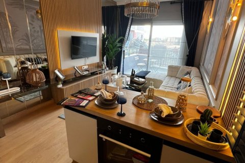 1+1 Wohnung in Mersin, Türkei Nr. 134434 - 11