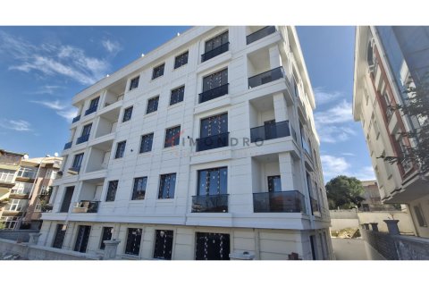 Apartment for sale in Bueyuekcekmece, Istanbul, Turkey, 4 bedrooms, 180m2, No. 211977 – photo 3