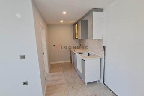 Apartment for sale in Bueyuekcekmece, Istanbul, Turkey, 4 bedrooms, 180m2, No. 211977 – photo 20