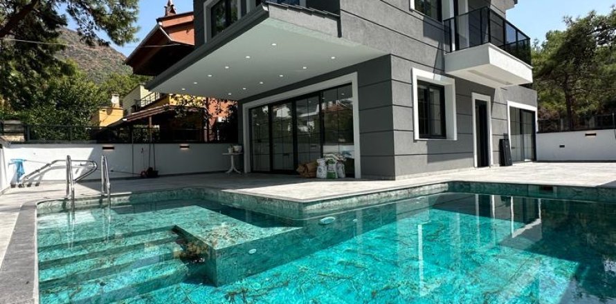 5+1 Villa i Marmaris, Mugla, Turkiet Nr. 211975