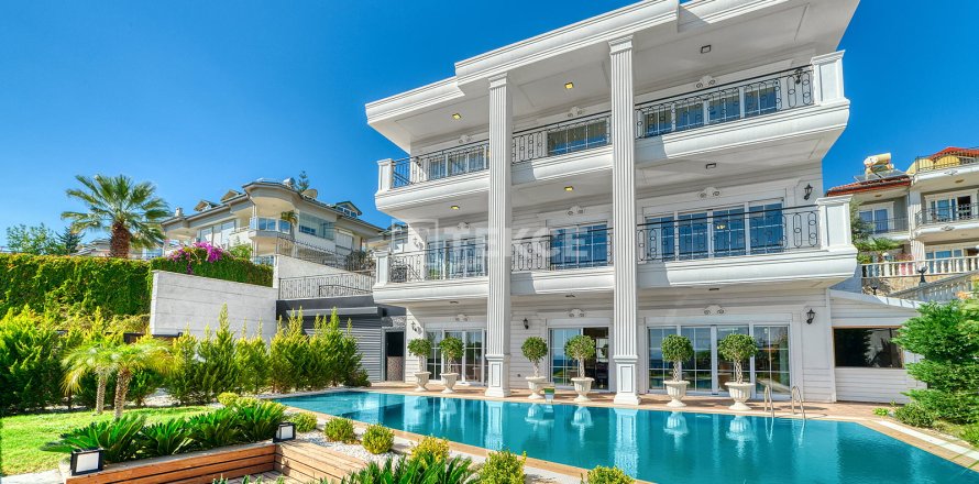 5+1 Villa  i Alanya, Antalya, Tyrkiet Nr. 215008