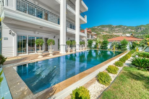 5+1 Villa  i Alanya, Antalya, Tyrkiet Nr. 215008 - 2
