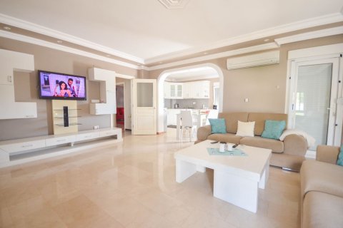 5+1 Villa i Mahmutlar, Antalya, Tyrkiet Nr. 217433 - 2