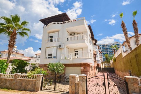 5+1 Villa  i Mahmutlar, Antalya, Tyrkiet Nr. 217433