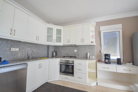 5+1 Villa i Mahmutlar, Antalya, Tyrkiet Nr. 217433 - 3