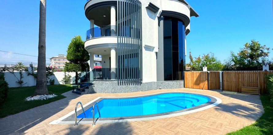 4+1 Villa i Antalya, Tyrkiet Nr. 222921