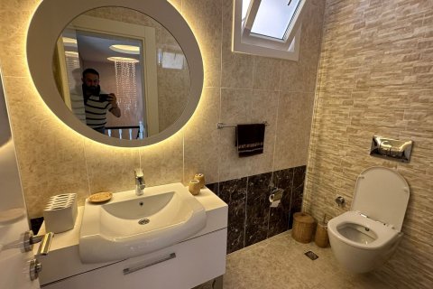 3+1 Villa  i Kargicak, Alanya, Antalya, Tyrkiet Nr. 213736 - 35