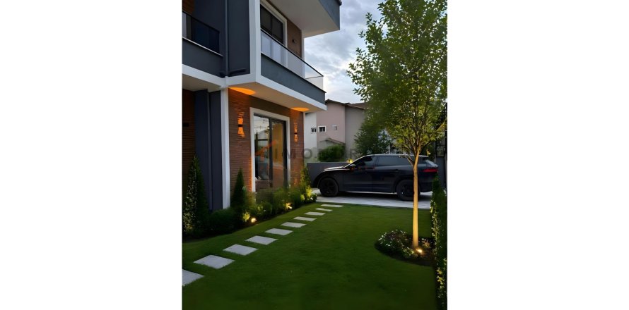 5+1 Villa  i Silivri, istanbul, Turkiet Nr. 224528