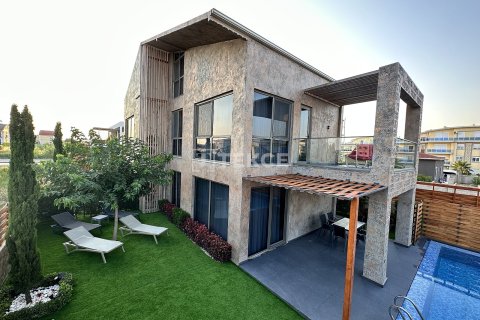 3+1 Villa  in Serik, Antalya, Turkey No. 223356