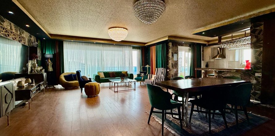 3+1 Apartment in Alanya, Antalya, Turkey No. 227156