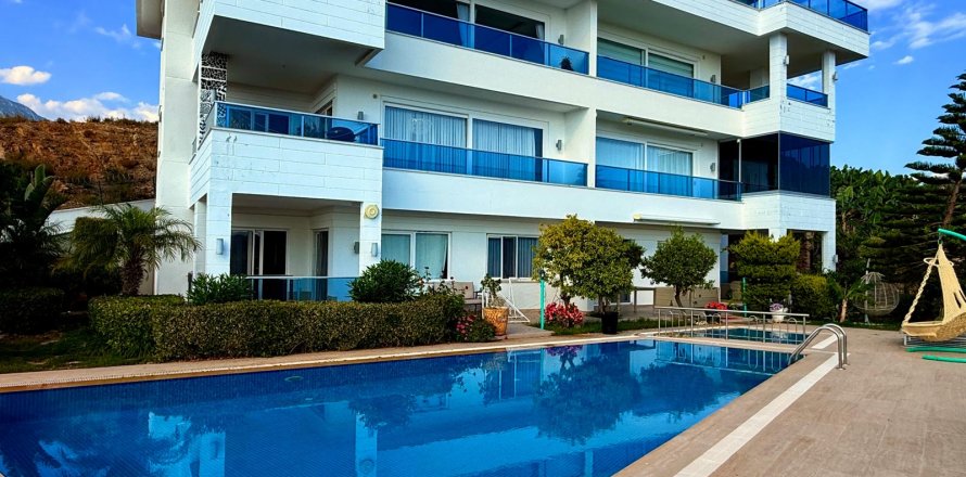3+1 Villa i Alanya, Antalya, Tyrkia Nr. 227157