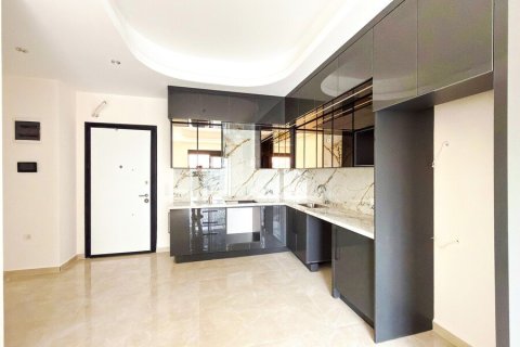 1+0 Wohnung  in Mahmutlar, Antalya, Türkei Nr. 225003 - 2
