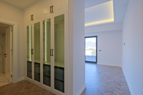 Продажа квартиры в Оба, Анталье, Турция 3+1, 135м2, №227670 – фото 13