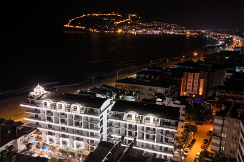3+1 Lägenhet  i Oba, Antalya, Turkiet Nr. 227670