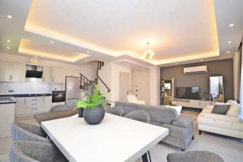 3+1 Lägenhet  i Alanya, Antalya, Turkiet Nr. 216744