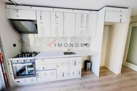 1+1 Wohnung in Besiktas, Istanbul, Türkei Nr. 229033 - 6