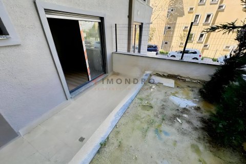 1+1 Wohnung in Besiktas, Istanbul, Türkei Nr. 229033 - 21
