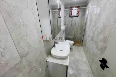 1+1 Wohnung in Besiktas, Istanbul, Türkei Nr. 229033 - 17