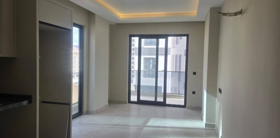 1+1 Lägenhet  i Mahmutlar, Antalya, Turkiet Nr. 217626