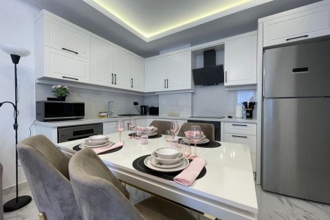 Аренда квартиры в Аланье, Анталье, Турция 2 комн., 90м2, №224898 – фото 4