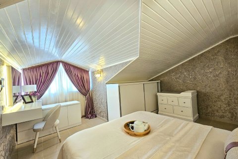 Аренда квартиры  в Оба, Анталье, Турция 3 комн., 180м2, №224899 – фото 15