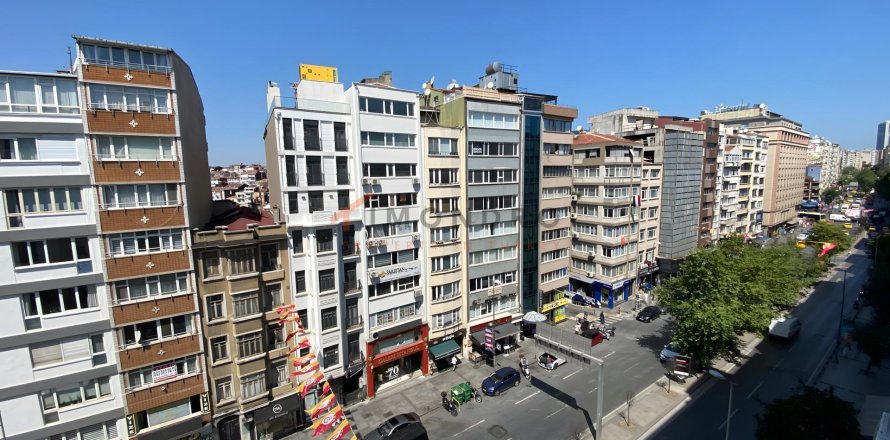 Квартира  1+1 в Шишли, Стамбул, Турция №232332