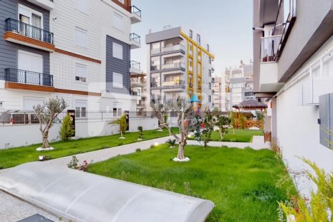 Продажа квартиры  в Муратпаше, Анталье, Турция 5 комн., 200м2, №100011 – фото 15
