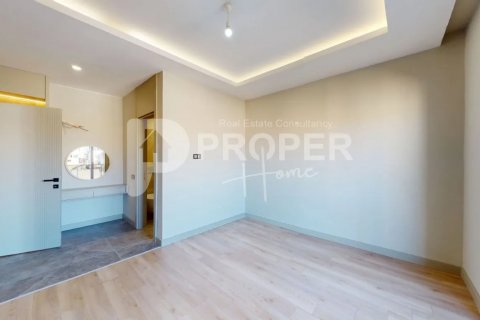 Продажа квартиры  в Муратпаше, Анталье, Турция 5 комн., 200м2, №100011 – фото 9