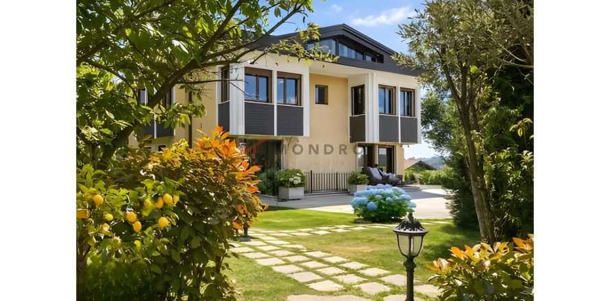 7+1 Villa i Sariyer, Istanbul, Tyrkiet Nr. 224526