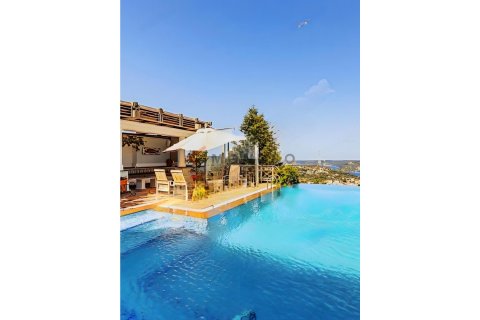 Villa for sale  in Sariyer, Istanbul, Turkey, 6 bedrooms, 800m2, No. 224525 – photo 3