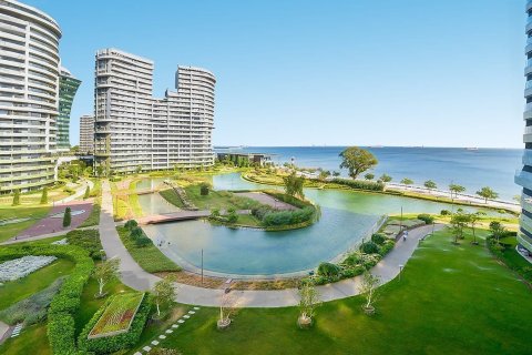 1+1 Apartment  in Istanbul, Turkey No. 222933