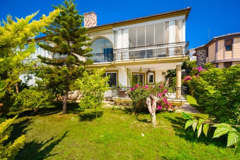 Вилла  3+1 в Анталье, Турция №222937