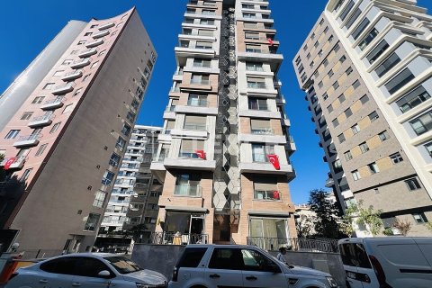 5+1 Leilighet i Istanbul, Tyrkia Nr. 212704 - 2