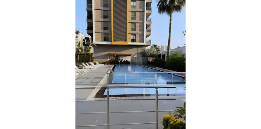 2+1 Lägenhet i Konyaalti, Antalya, Turkiet Nr. 216103