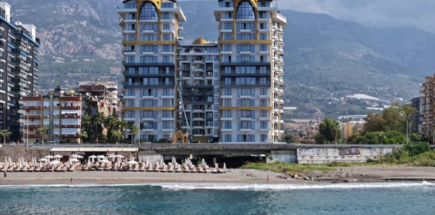 1+1 Apartment in Mahmutlar, Antalya, Turkey No. 218700