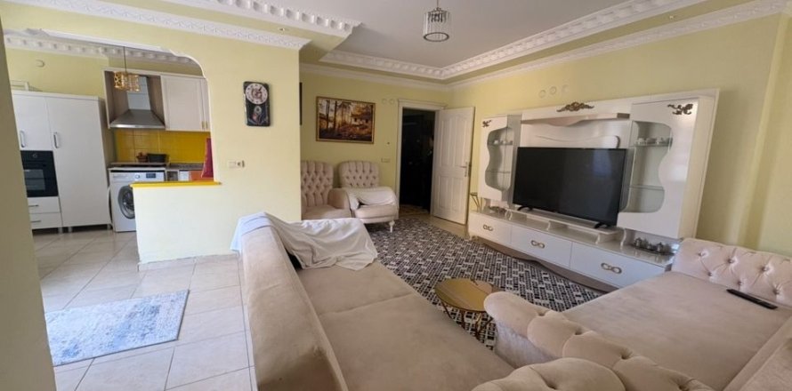 2+1 Lägenhet i Oba, Antalya, Turkiet Nr. 223338