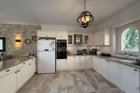 Villa 6+1 Çeşme, İzmir, Türkiye №212146 - 12