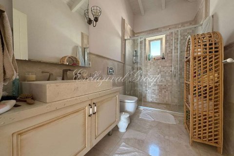 Villa 6+1 Çeşme, İzmir, Türkiye №212146 - 22