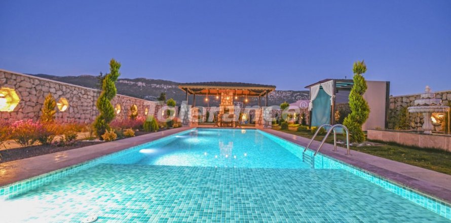 2+1 Villa i Kalkan, Antalya, Tyrkia Nr. 106048