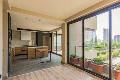 4+1 Wohnung  in Mersin, Türkei Nr. 88327 - 29