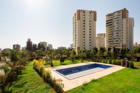 4+1 Wohnung  in Mersin, Türkei Nr. 88327 - 14