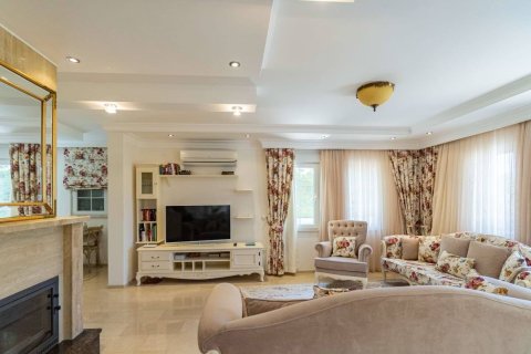 Villa for sale  in Avsallar, Antalya, Turkey, 4 bedrooms, 290m2, No. 226888 – photo 3