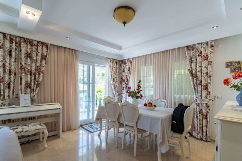 Villa for sale  in Avsallar, Antalya, Turkey, 4 bedrooms, 290m2, No. 226888 – photo 4