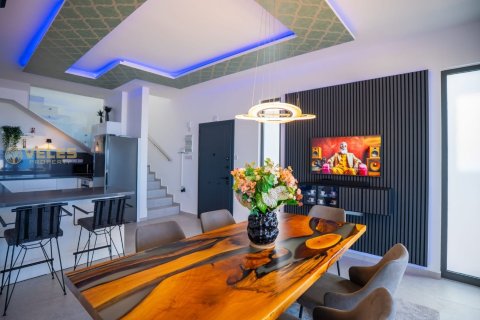 4+1 Villa in Tatlisu, Famagusta, Nr. 226890 - 9