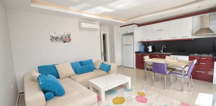 Daire  2+0  Mahmutlar, Antalya, Türkiye №225047
